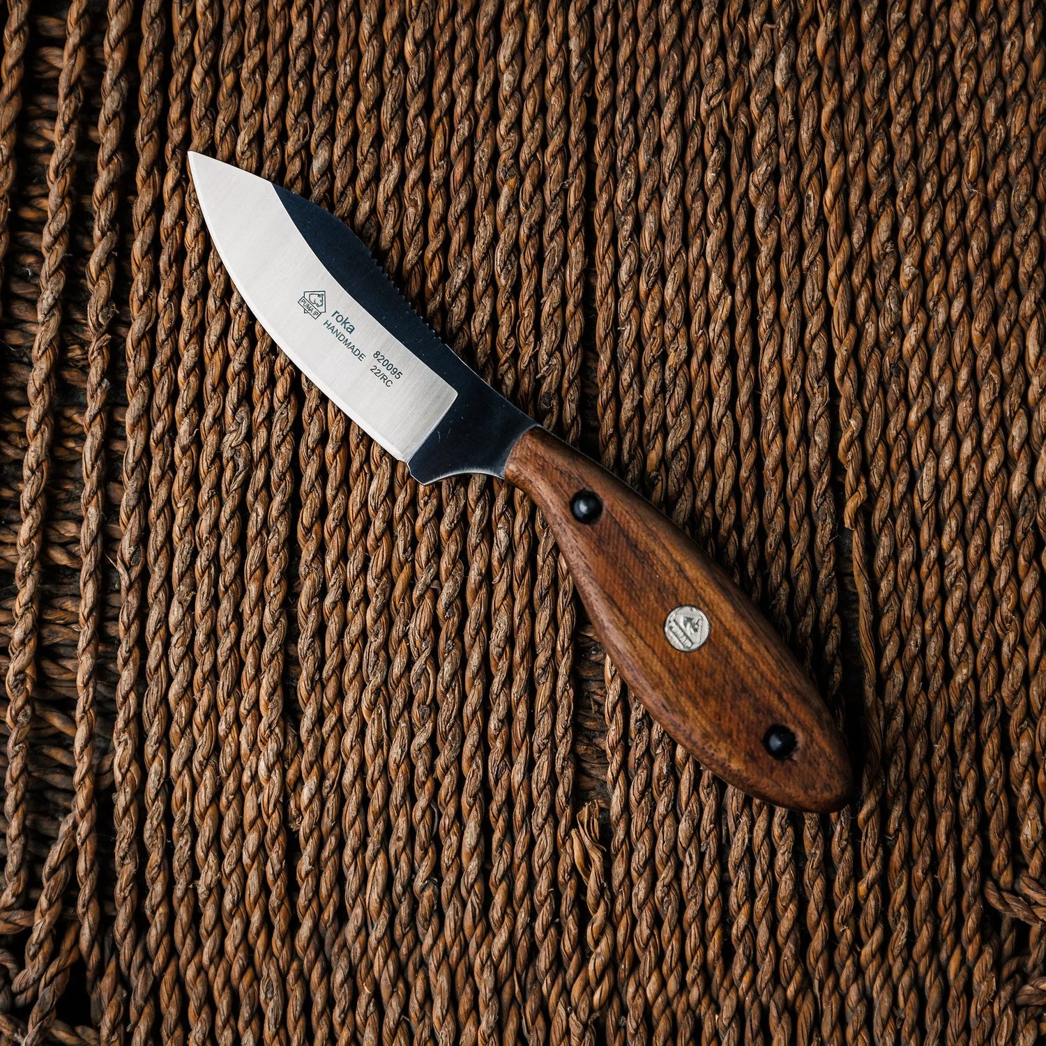 PUMA IP roka, Walnussholz