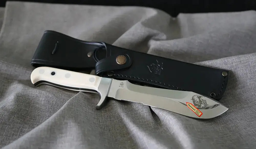 PUMA white hunter, elephant with wooden gift box – PUMA GmbH IP PUMA white hunter, elephant with wooden gift box – PUMA GmbH IP